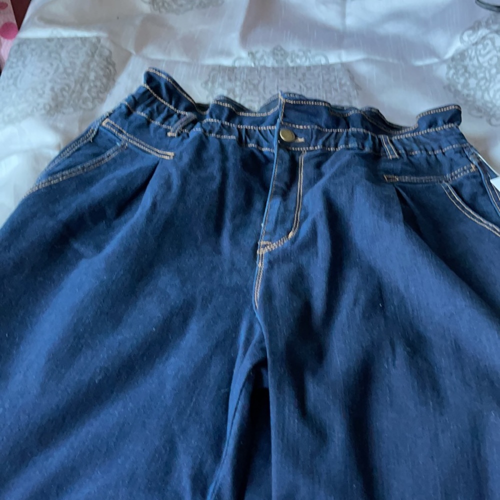 Pants - Picture 7 of 10
